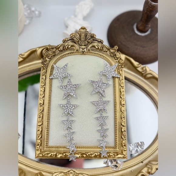 Sparkling Crystal Star Drop Earrings – Dazzling Statement Jewelry - Picture 6 of 15